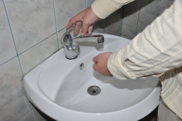 RADET opreşte apa caldă în zona Faleză Nord